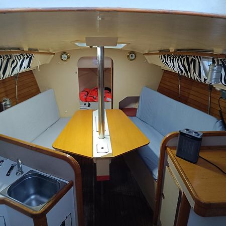 Hotel Experience On A Sailboat To Sleep Sant Adrià de Besòs Exterior foto